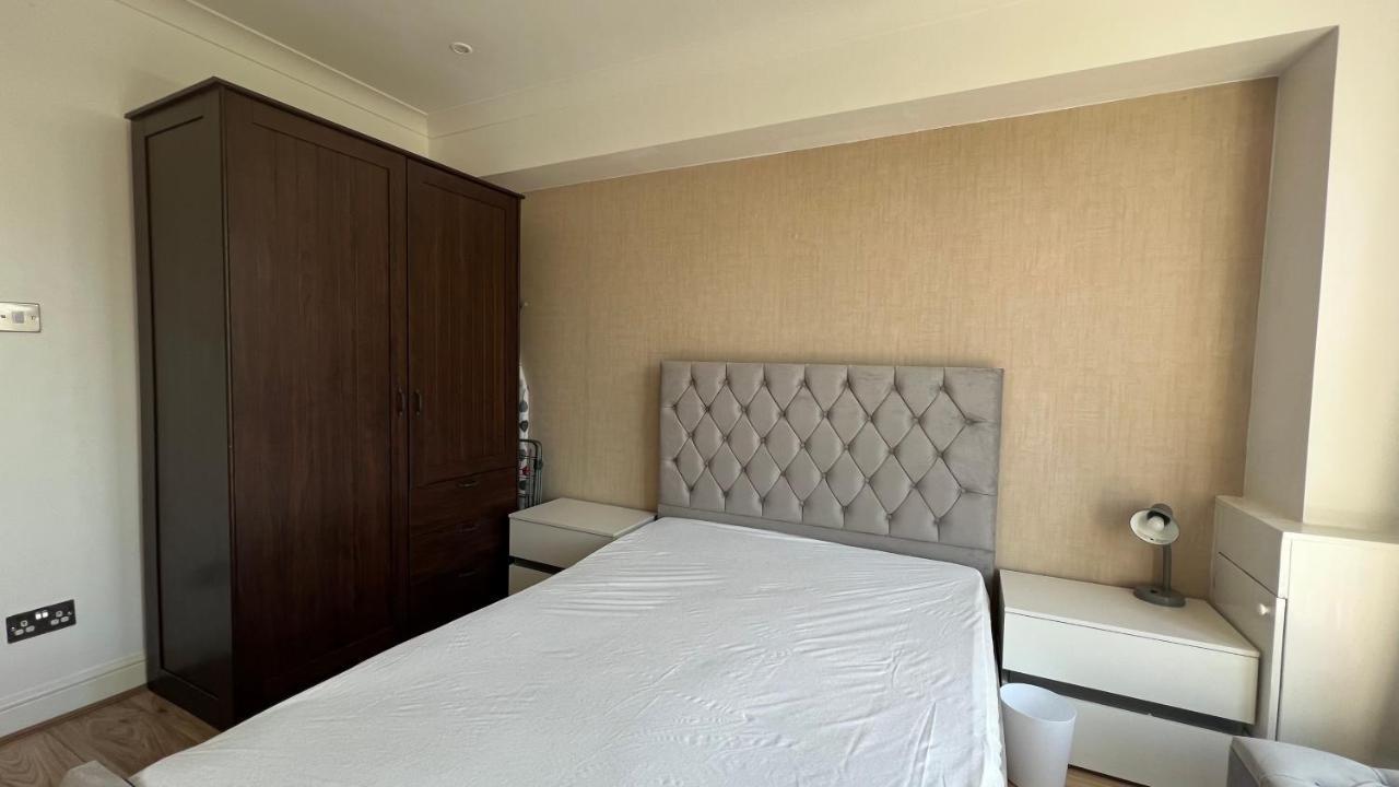 Comfy 2 Bedroom Apartments - Finchley Road, Londres Extérieur photo