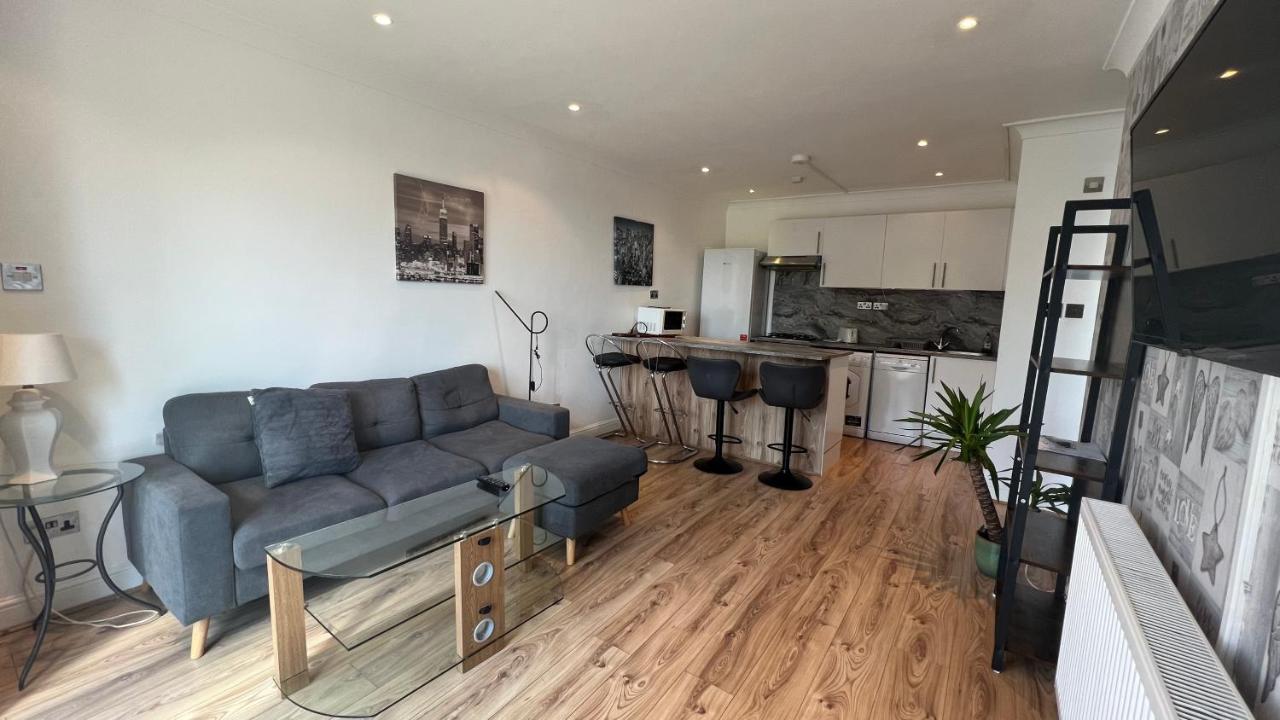Comfy 2 Bedroom Apartments - Finchley Road, Londres Extérieur photo
