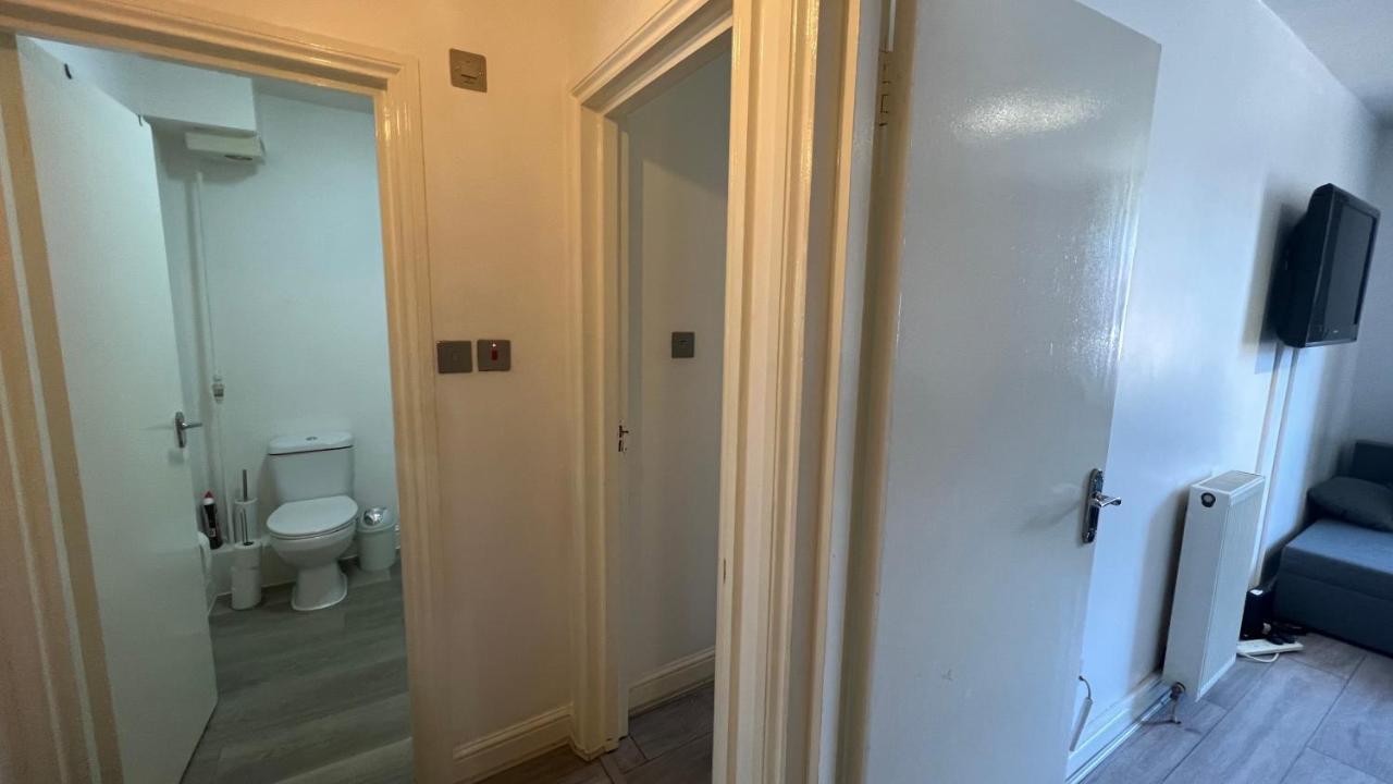 Comfy 2 Bedroom Apartments - Finchley Road, Londres Extérieur photo