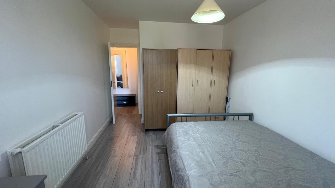 Comfy 2 Bedroom Apartments - Finchley Road, Londres Extérieur photo