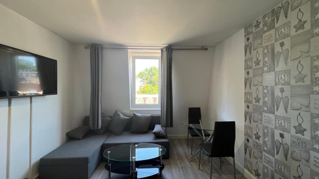 Comfy 2 Bedroom Apartments - Finchley Road, Londres Extérieur photo