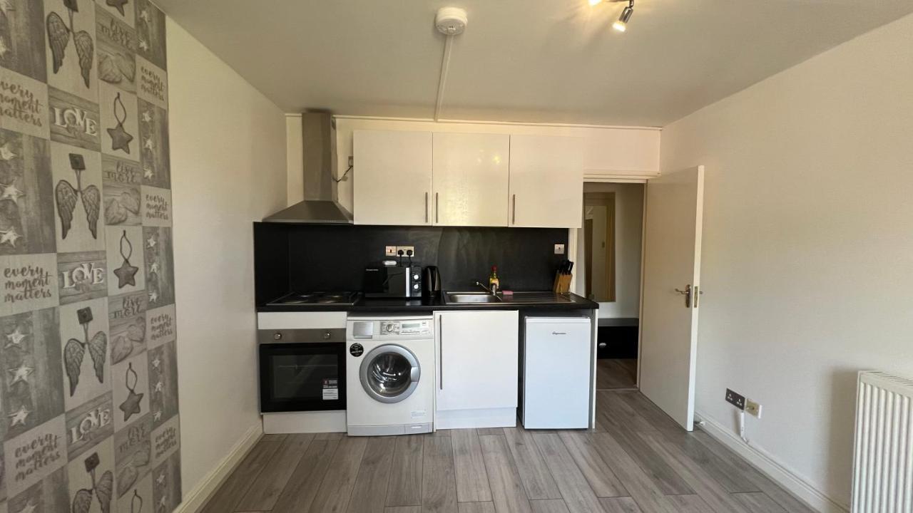 Comfy 2 Bedroom Apartments - Finchley Road, Londres Extérieur photo